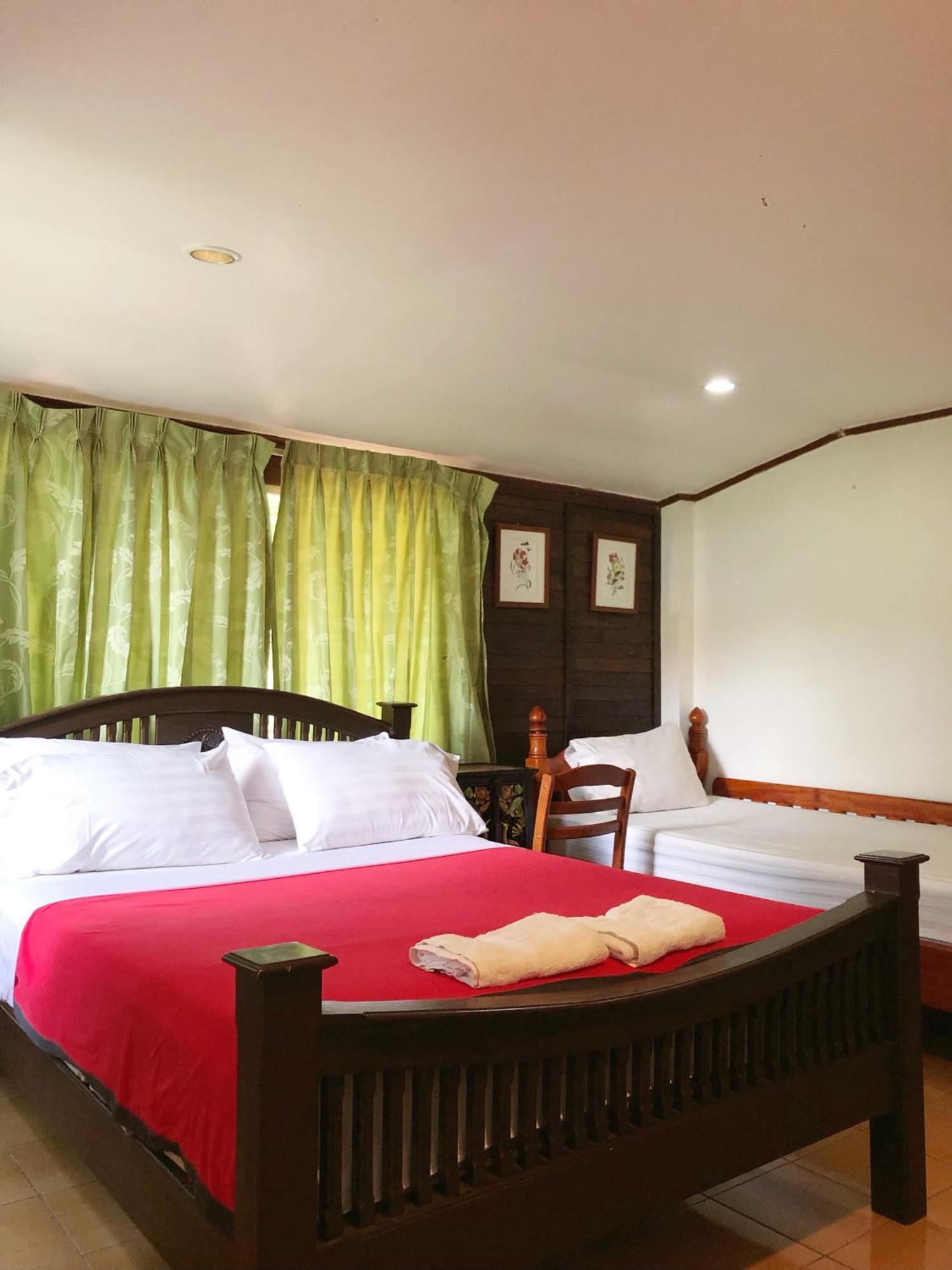 Moradok Thai Guesthouse Аюттхая Экстерьер фото